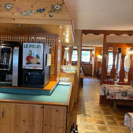 Hotel La Vanoise Bessans Esterno foto
