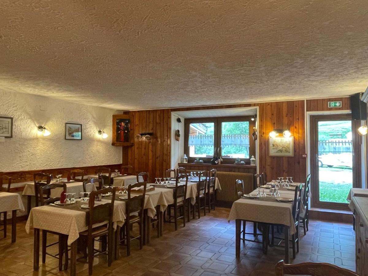 Hotel La Vanoise Bessans Esterno foto