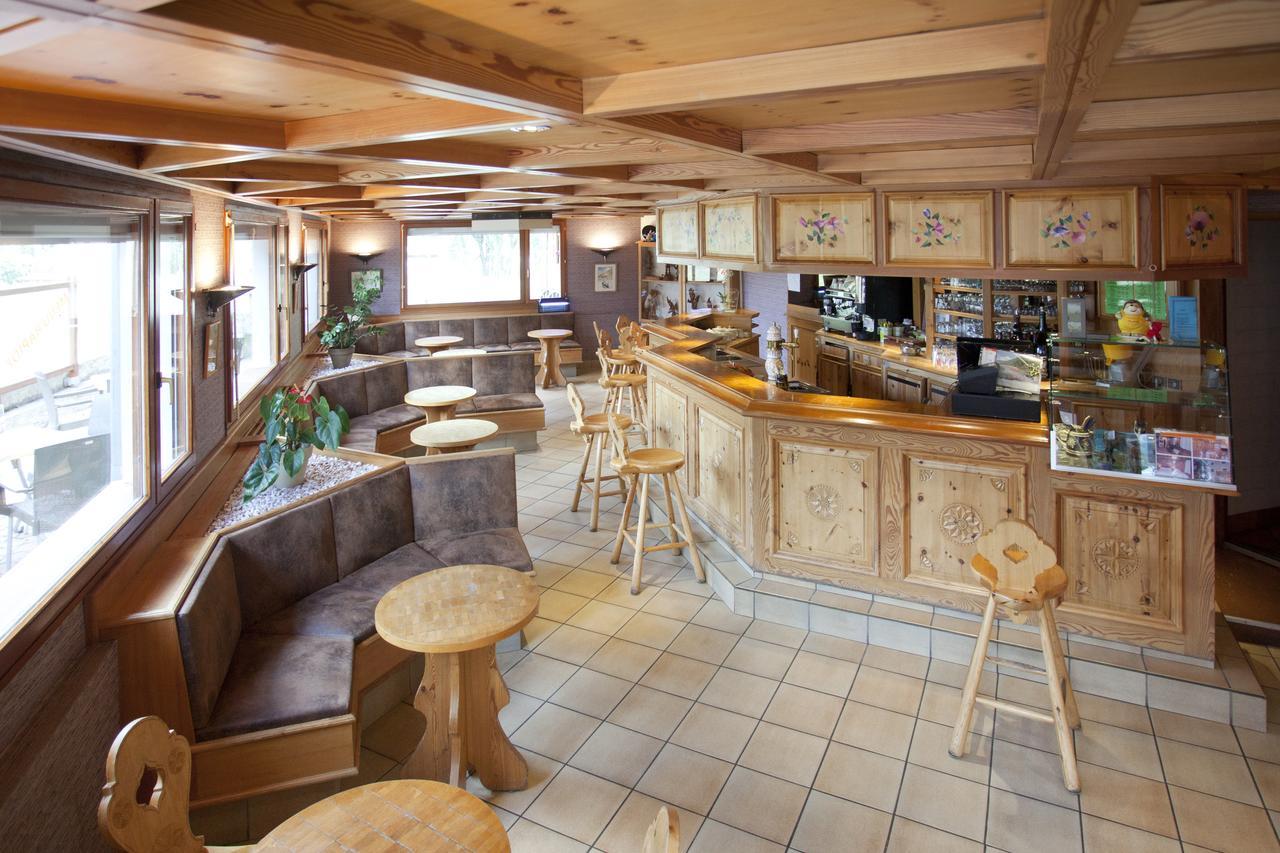 Hotel La Vanoise Bessans Esterno foto