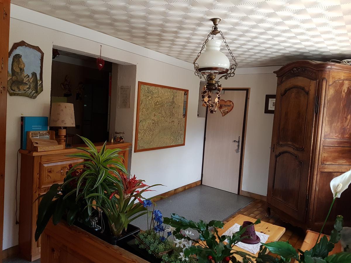 Hotel La Vanoise Bessans Esterno foto