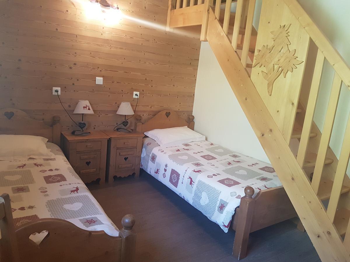 Hotel La Vanoise Bessans Esterno foto