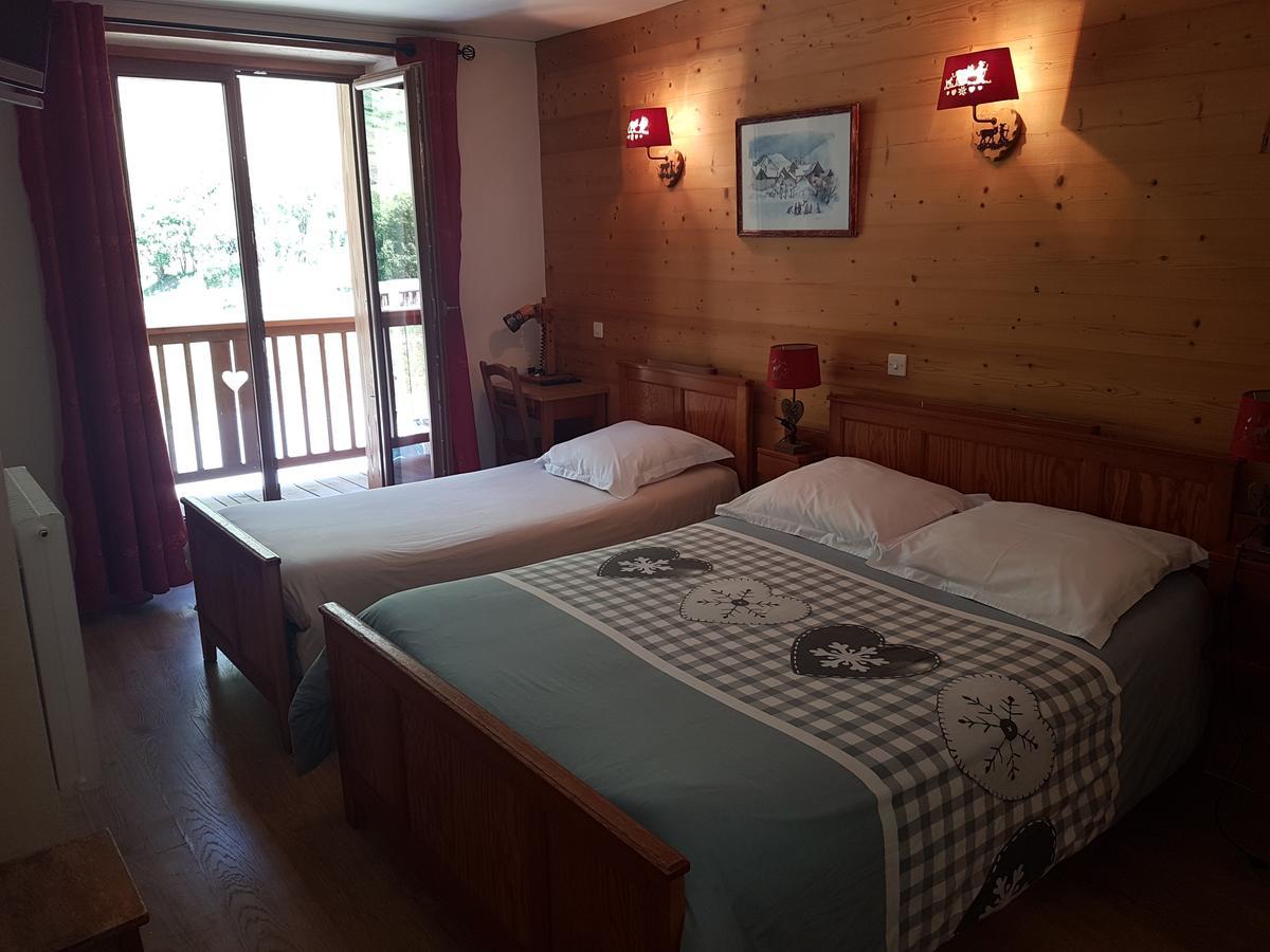 Hotel La Vanoise Bessans Esterno foto