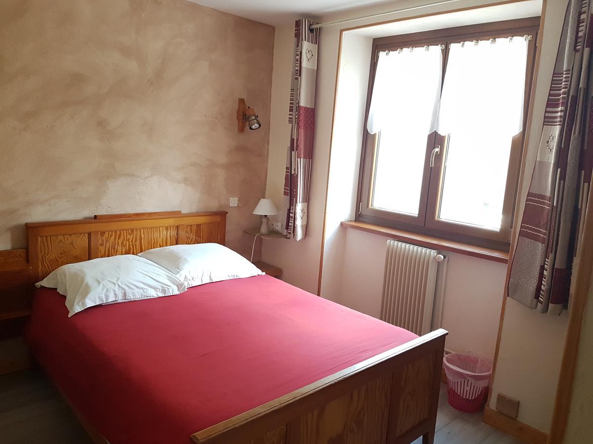 Hotel La Vanoise Bessans Esterno foto